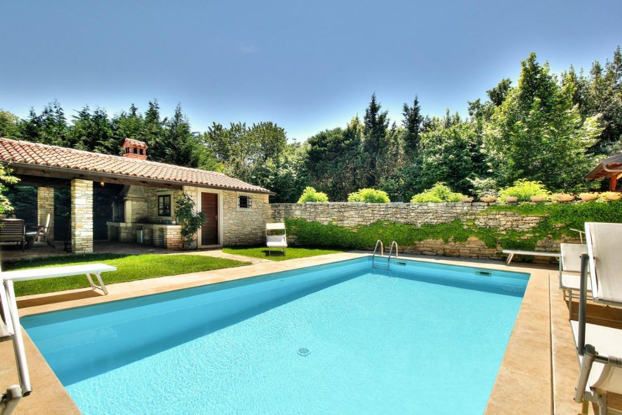 Villa Anthony With 3 Bedroom And Private Pool Near Umag Materada المظهر الخارجي الصورة